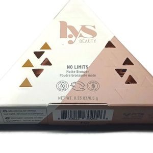 LYS Beauty No Limits Velvety Matte Bronzer Powder Harmony Medium Sculpt Define